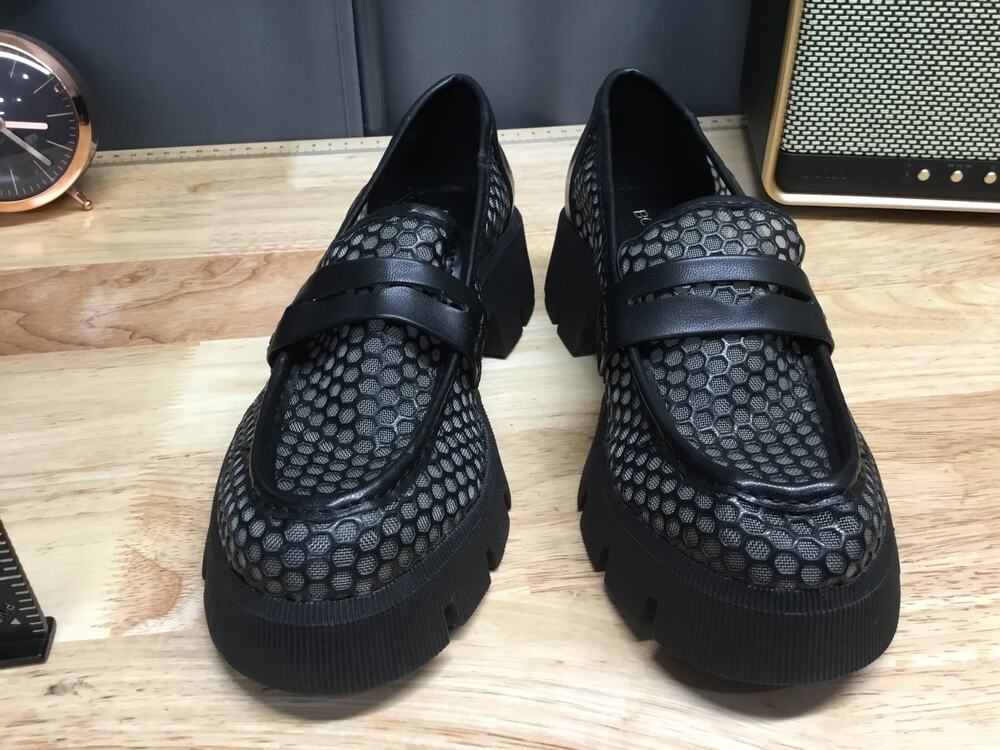 BCBGeneration Rama Platform Penny Loafers Women's Black Slip-On Low Top Flats